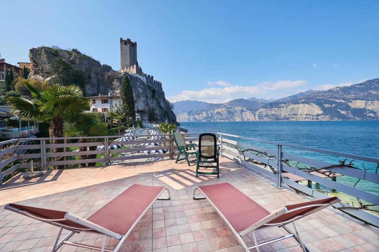 Hotel Castello Lake Front Malcesine Exterior photo